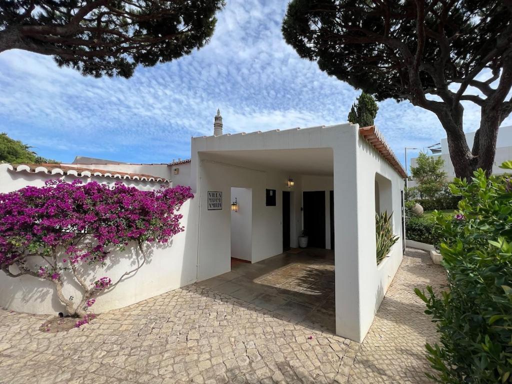 Traditional 3 Bedroom Villa With Great Pool In The Heart Of ואלה דה לובו מראה חיצוני תמונה