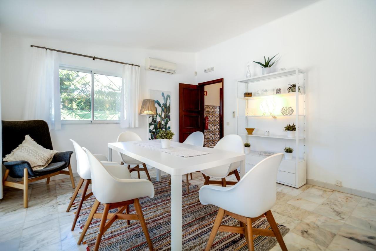Traditional 3 Bedroom Villa With Great Pool In The Heart Of ואלה דה לובו מראה חיצוני תמונה